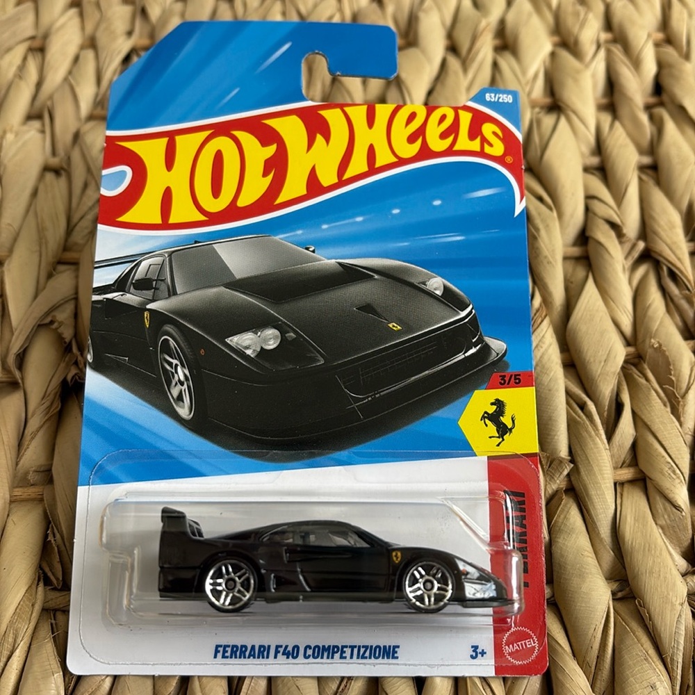 Ferrari F40 Competizione Black Car Hot Wheels Racing HotWheels Racer New 2026